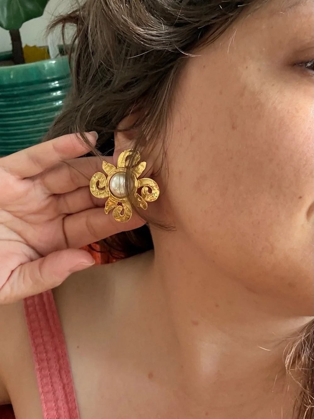 80s French Brushed Gold Bold Vintage Starburst Sun Faux Pearl Clip Earrings